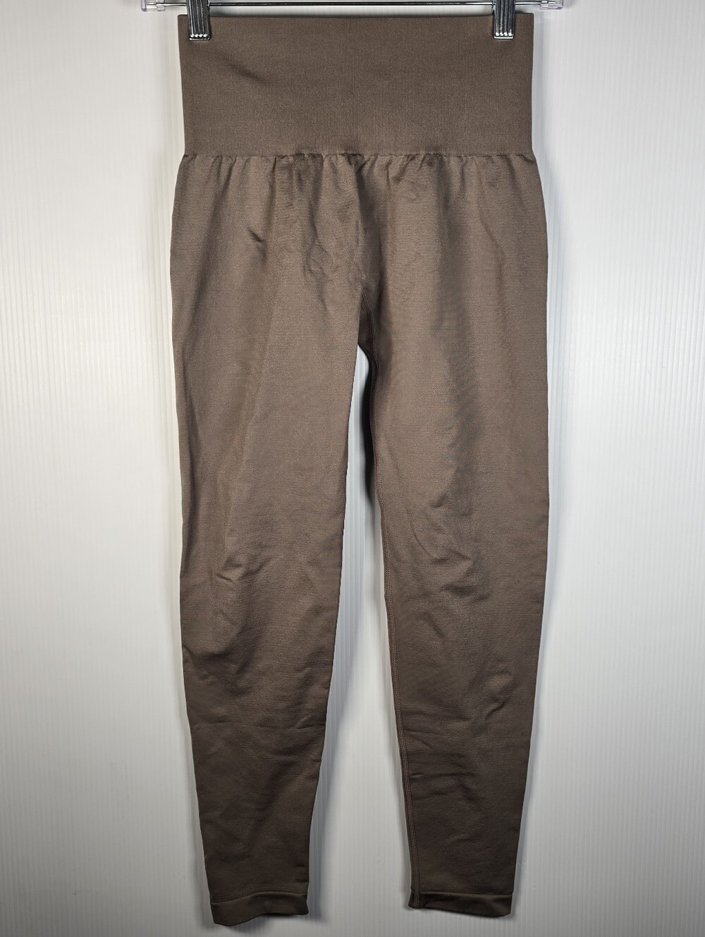 NWOT NVGTN Women's Mocha High Waisted  Seamless Leggings Athleticwear Size Small
